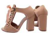 Sapato Peep Toe